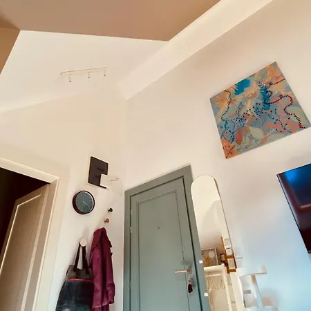 Uptown Monkey 7 Min Walk To Republicii Street Daire *